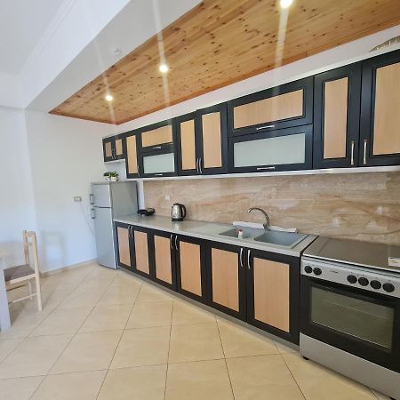 Glow Two Bedroom Apartment Ksamil Exteriér fotografie